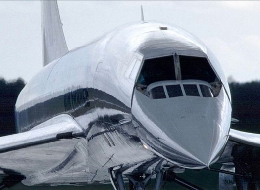 Concorde 101 parked, nose down. Look at the stretch marks on the skin!